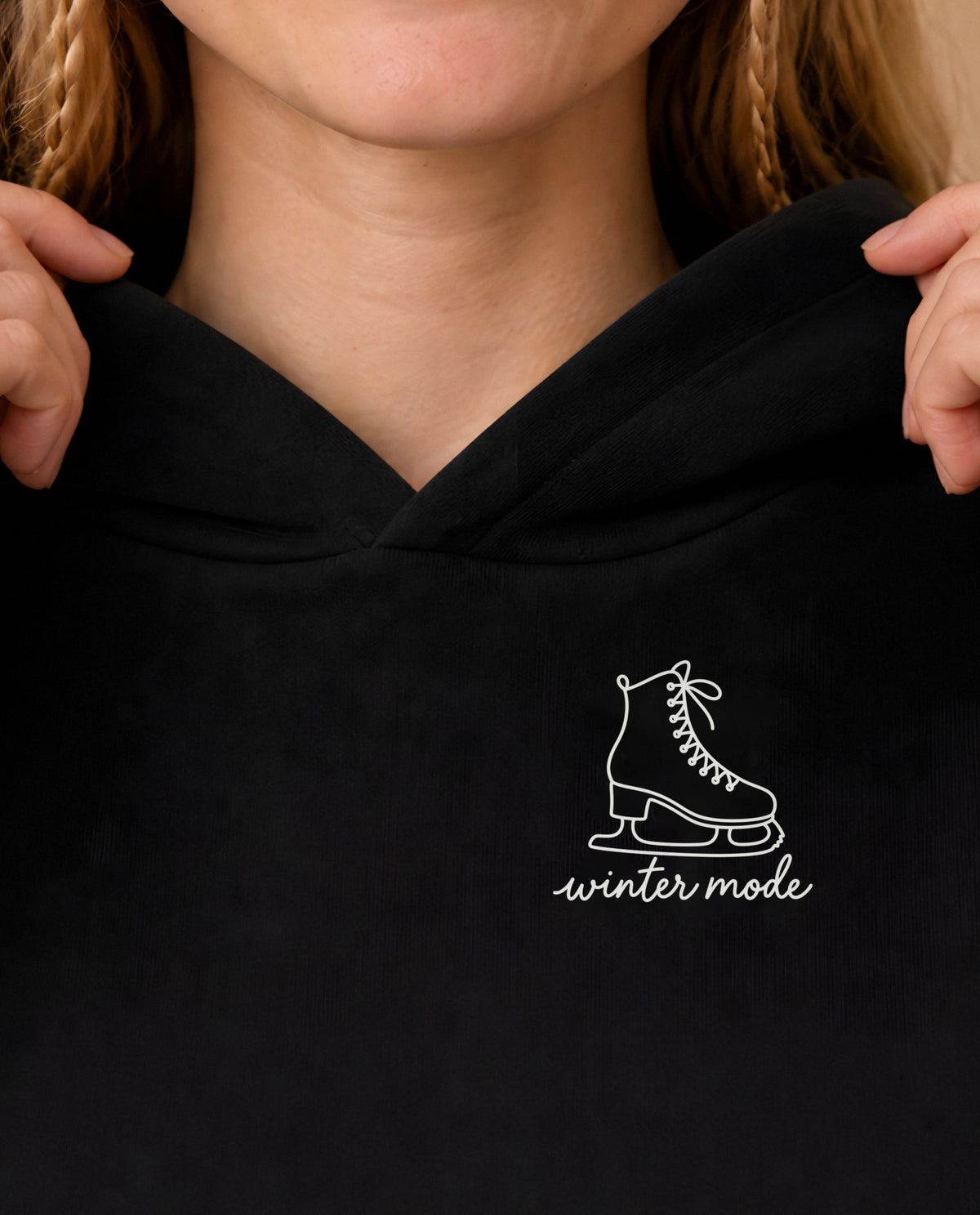 Winter Mode minimalist crop hoodie for women in Black, print close-up
