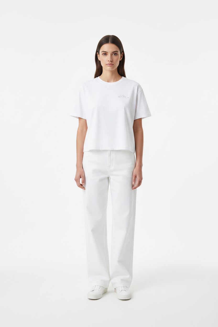 White — Stüdyo