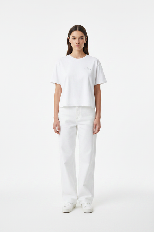 White — Stüdyo